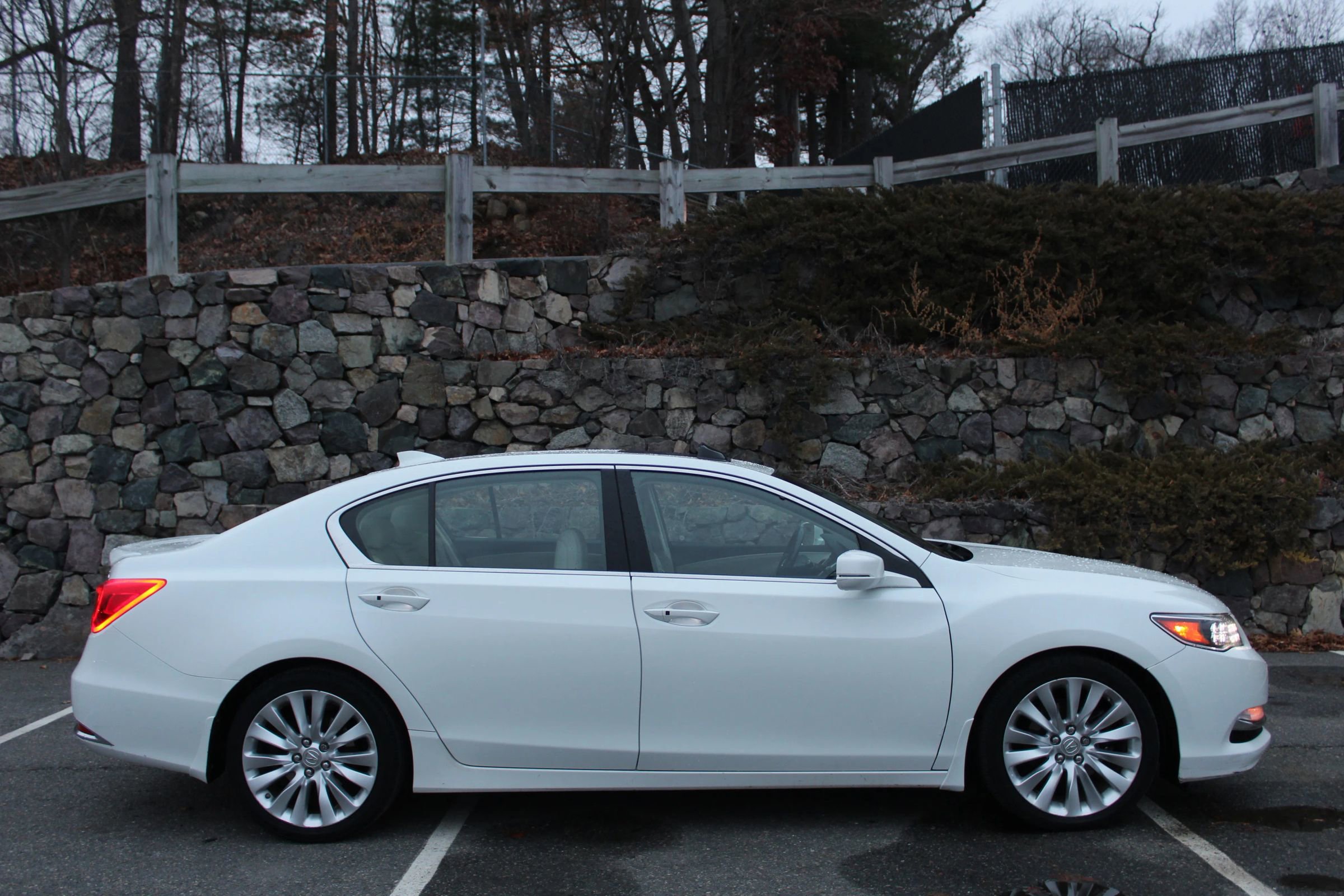Used 2015 Acura RLX w/ Technology Package image 5