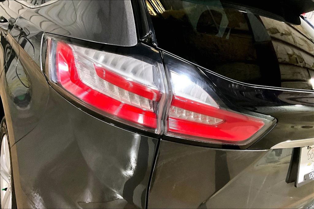Used 2019 Ford Edge SEL w/ Equipment Group 201A image 8