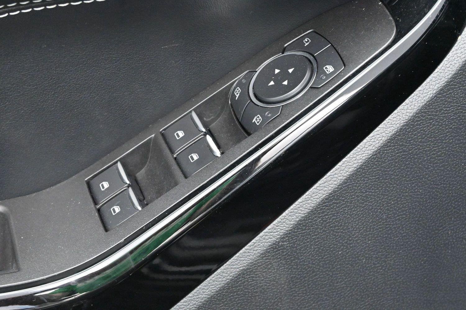 Used 2022 Ford Explorer ST AWD/4WD image 13
