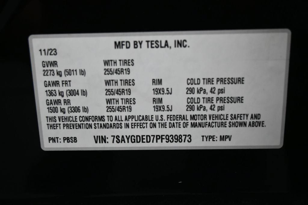 Used 2023 Tesla Model Y 2WD image 8