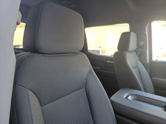 Used 2024 Chevrolet Silverado 1500 Custom Trail Boss w/ Turbomax Blackout Package AWD/4WD image 57