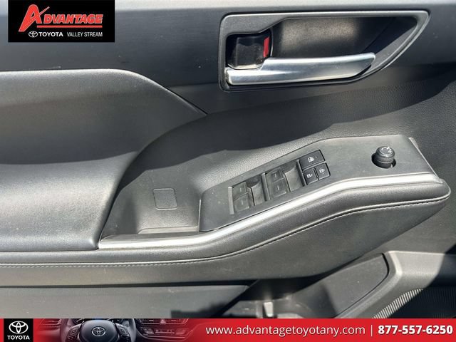 Certified 2021 Toyota Highlander XLE AWD/4WD image 20
