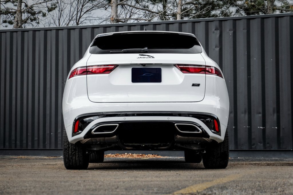 New 2026 Jaguar F-PACE R-Dynamic S image 7