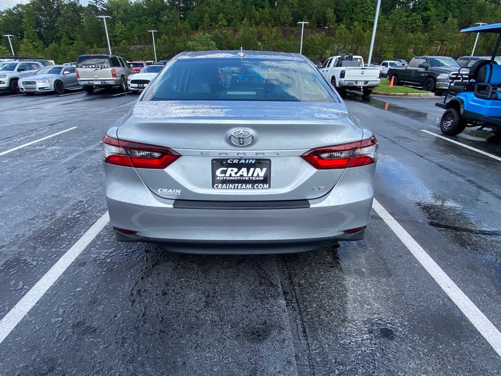 Used 2023 Toyota Camry LE FWD image 5