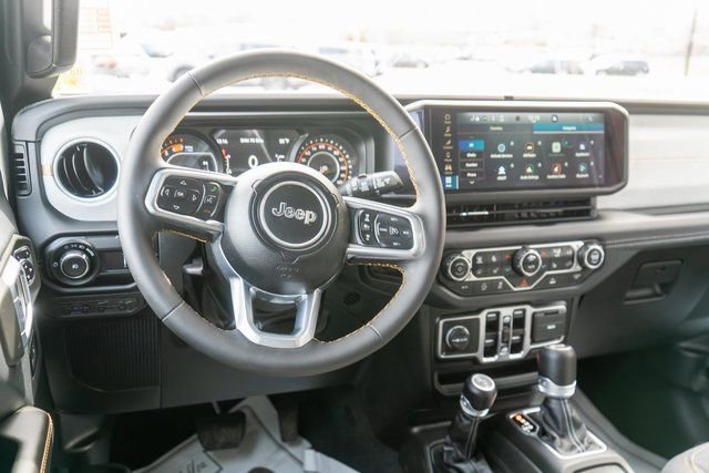 Used 2024 Jeep Wrangler Sahara AWD/4WD image 14