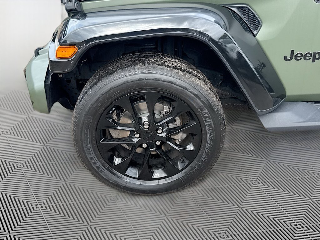Certified 2021 Jeep Gladiator Overland AWD/4WD image 34