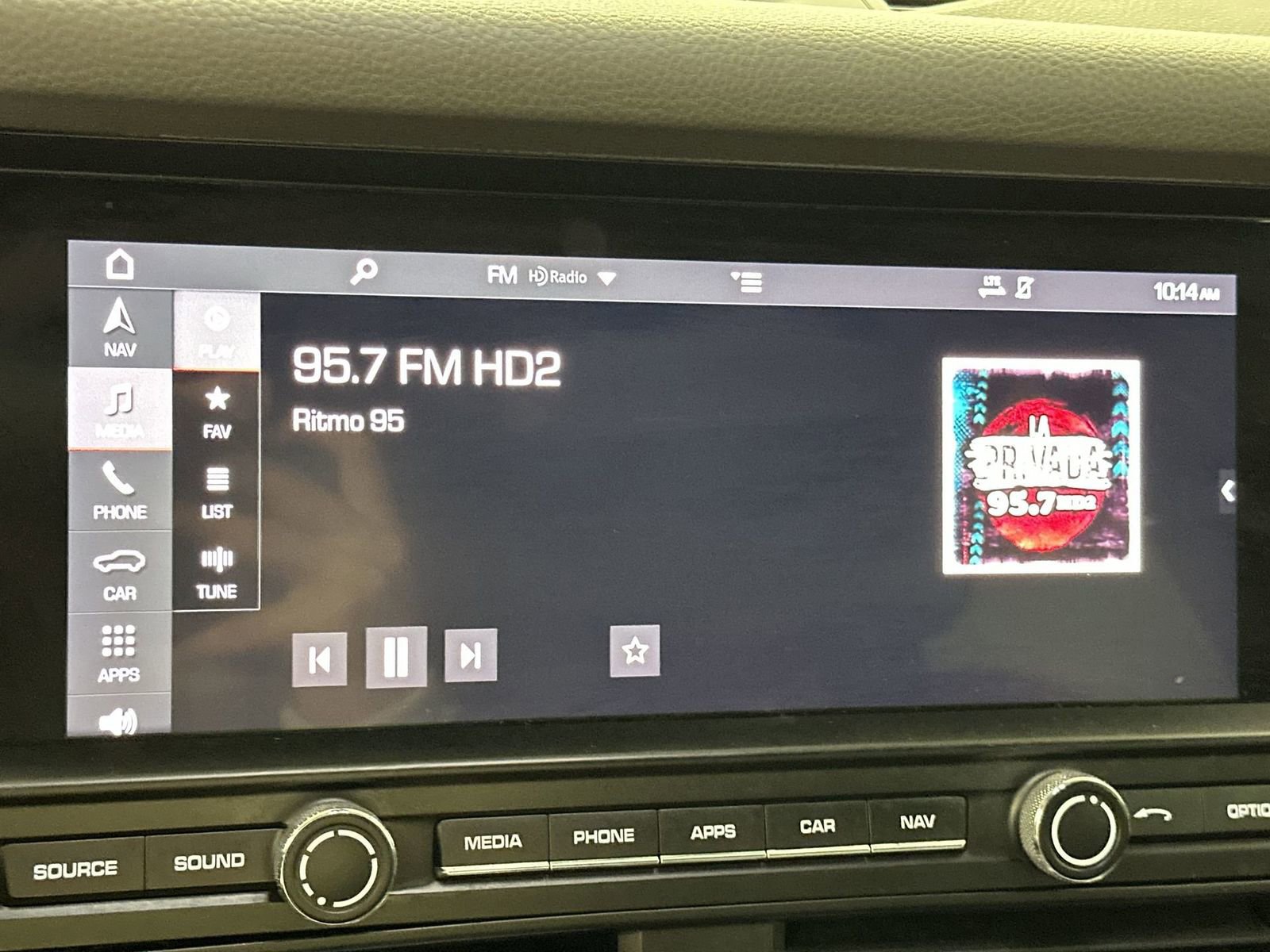 Used 2019 Porsche Macan S image 16