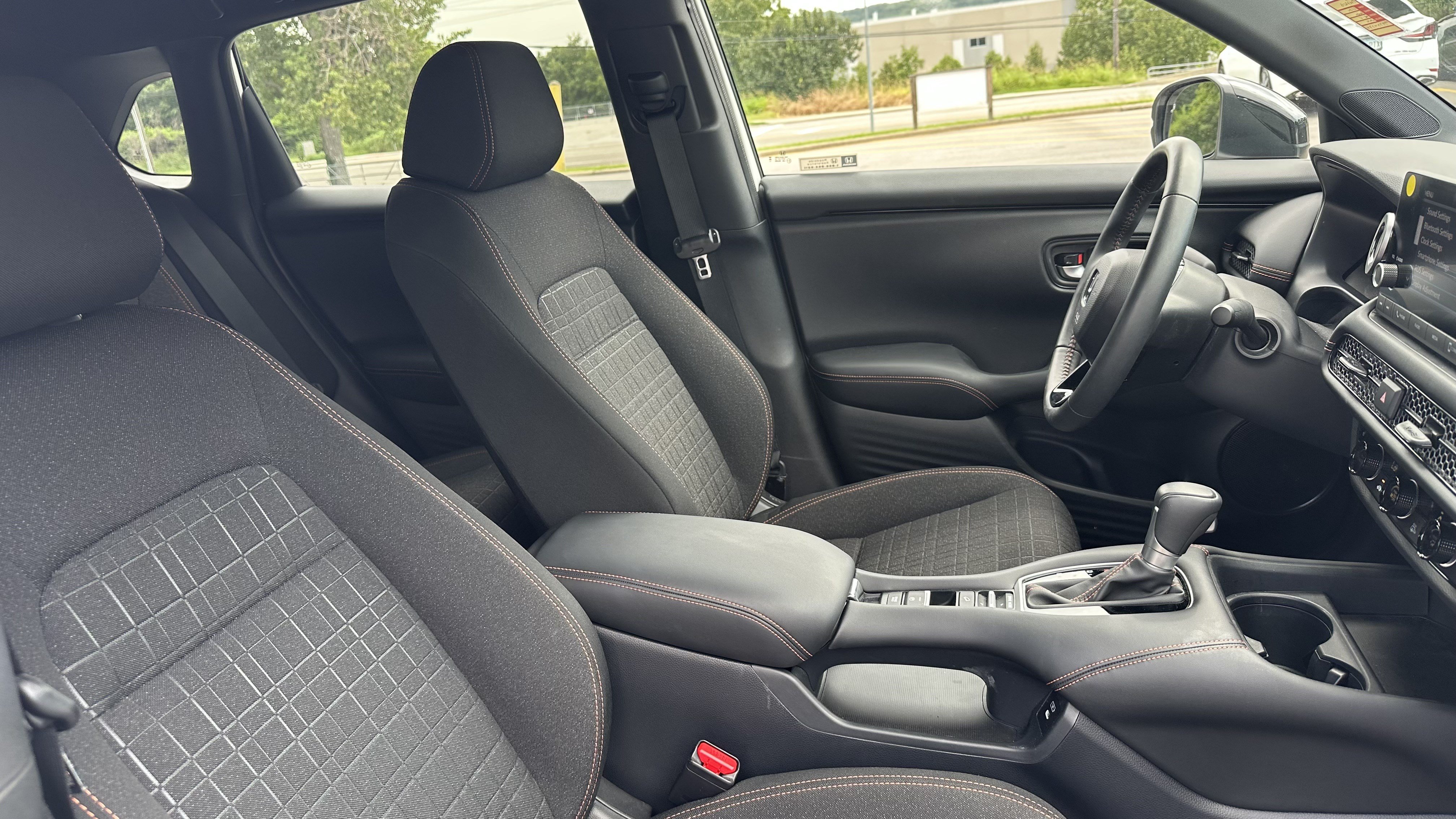 Used 2024 Honda HR-V Sport image 33