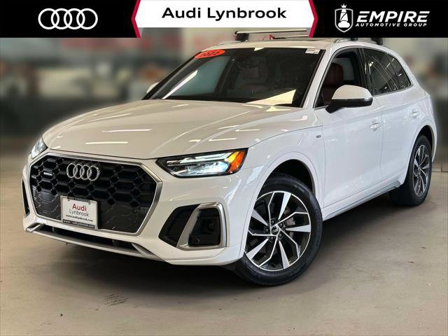 Used 2022 Audi Q5 2.0T Premium w/ Convenience Package image 1