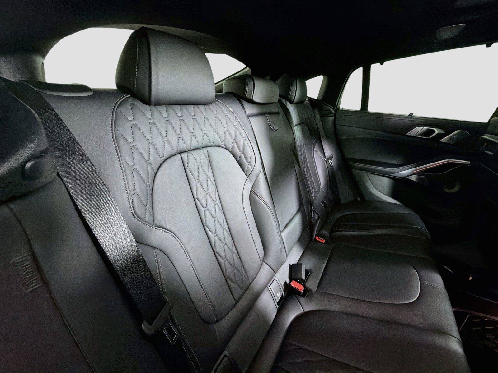 Used 2023 BMW X6 M50i w/ Executive Package AWD/4WD image 28