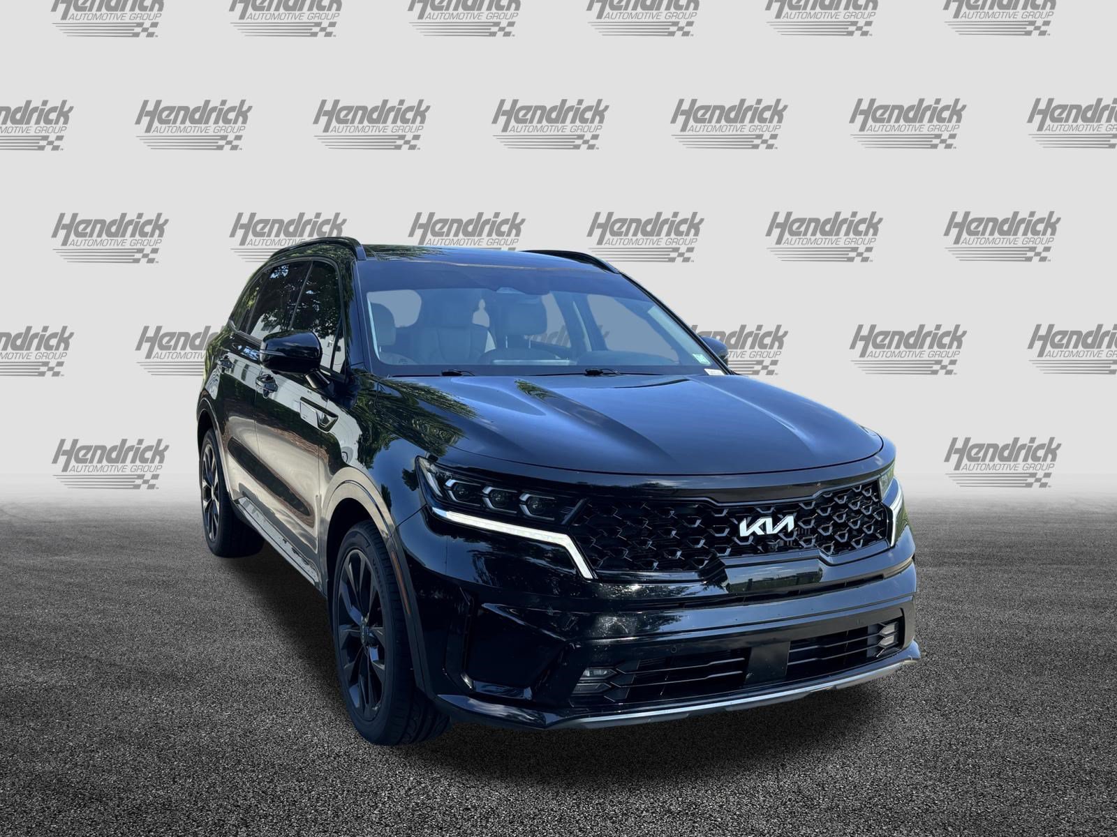 Used 2022 Kia Sorento SX FWD image 2