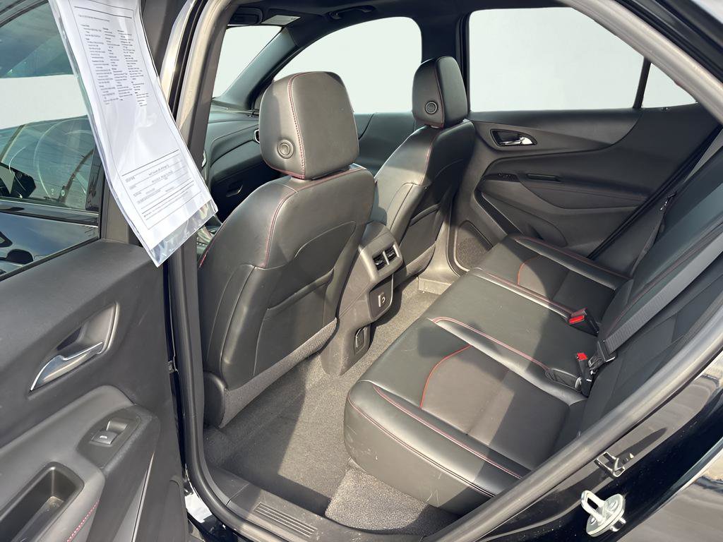 Used 2023 Chevrolet Equinox RS w/ RS Leather Package AWD/4WD image 14
