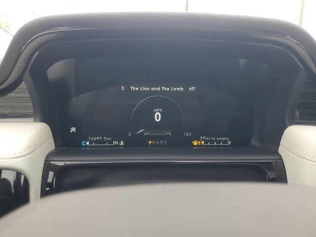 Used 2023 Lincoln Nautilus Black Label w/ Class II Trailer Tow Package image 19