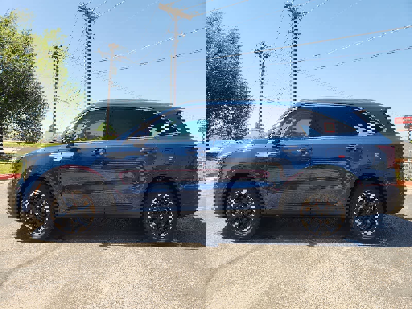 New 2026 Kia Sorento S FWD image 4