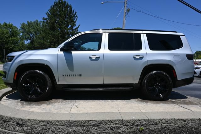 Used 2024 Jeep Wagoneer Series II AWD/4WD image 8