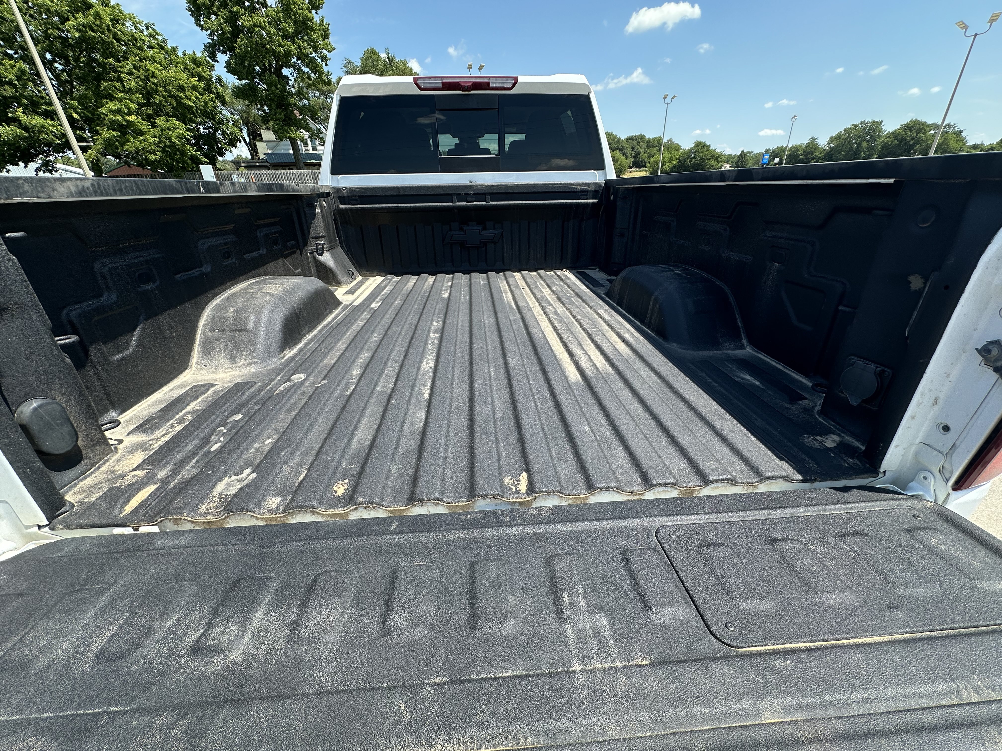 Used 2024 Chevrolet Silverado 2500 LTZ w/ LTZ Plus Package AWD/4WD image 13