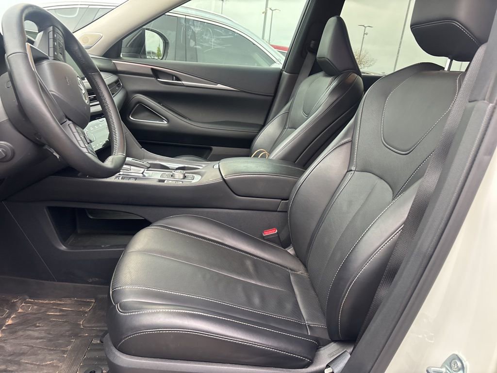 Used 2025 INFINITI QX60 Luxe w/ Cargo Package image 6