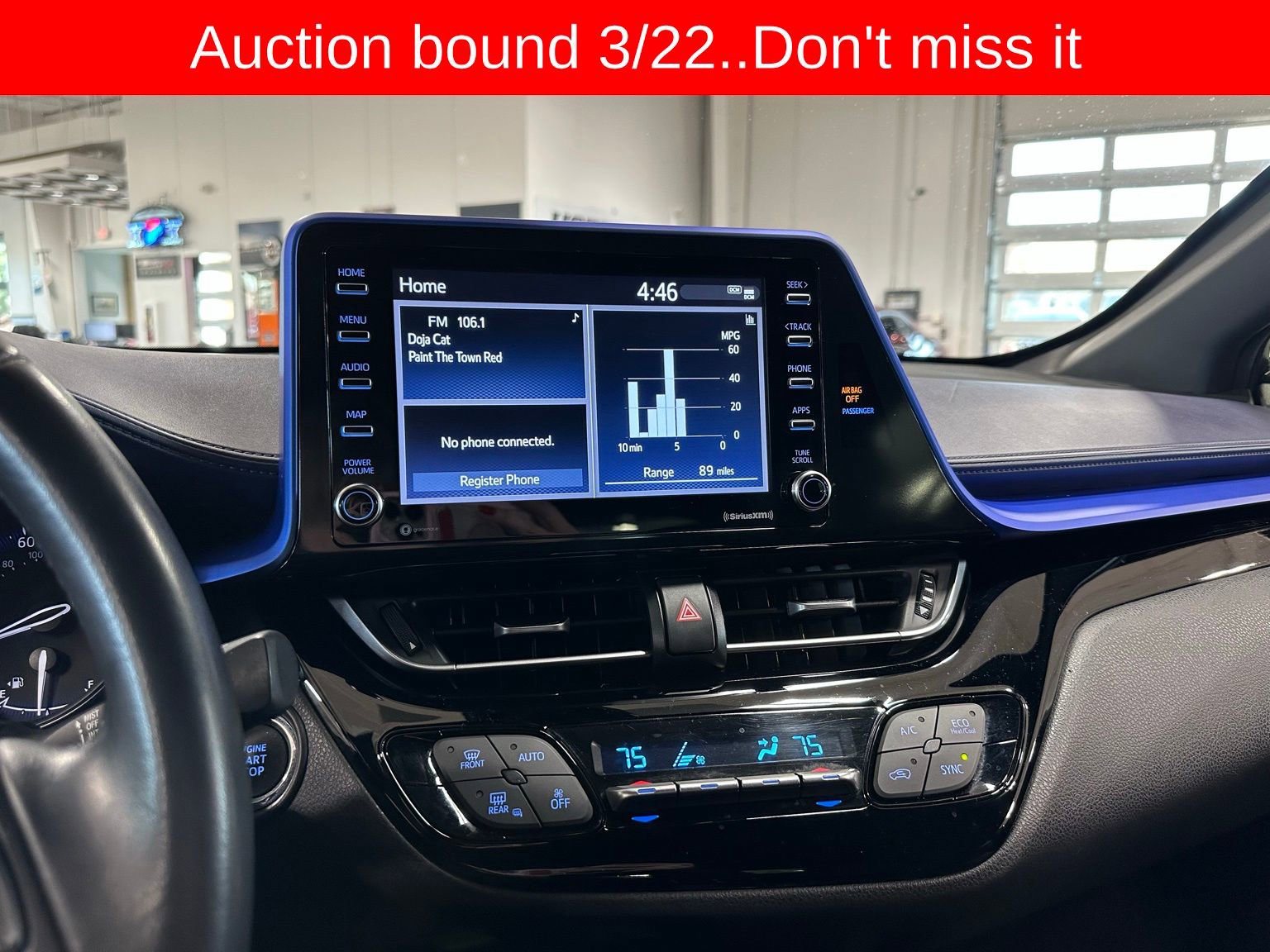Used 2020 Toyota C-HR XLE image 22