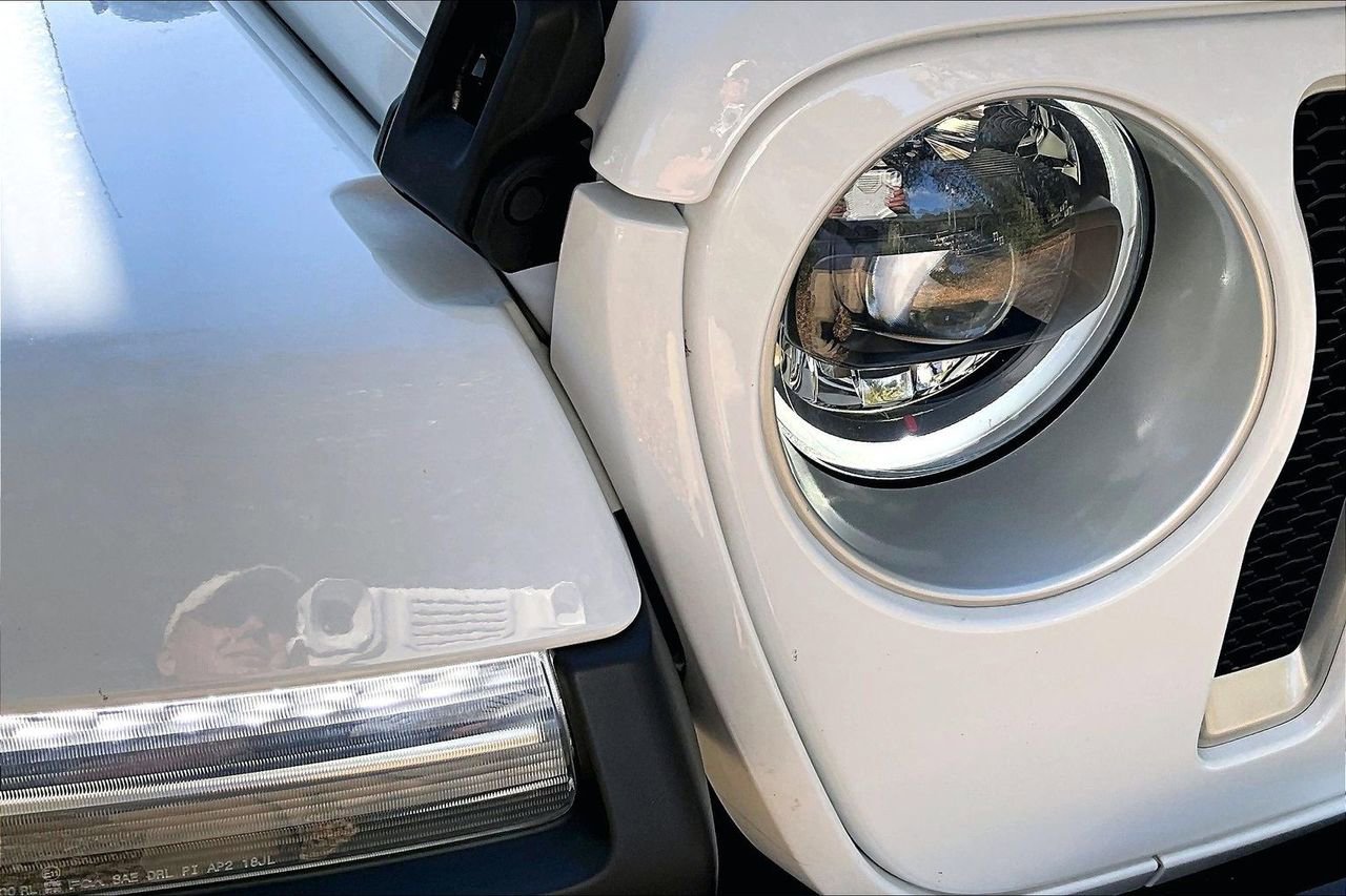 Used 2023 Jeep Wrangler Sahara w/ LED Lighting Group image 28