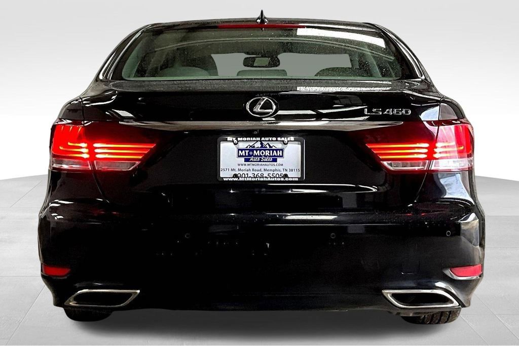 Used 2016 Lexus LS 460 w/ Comfort Package image 6