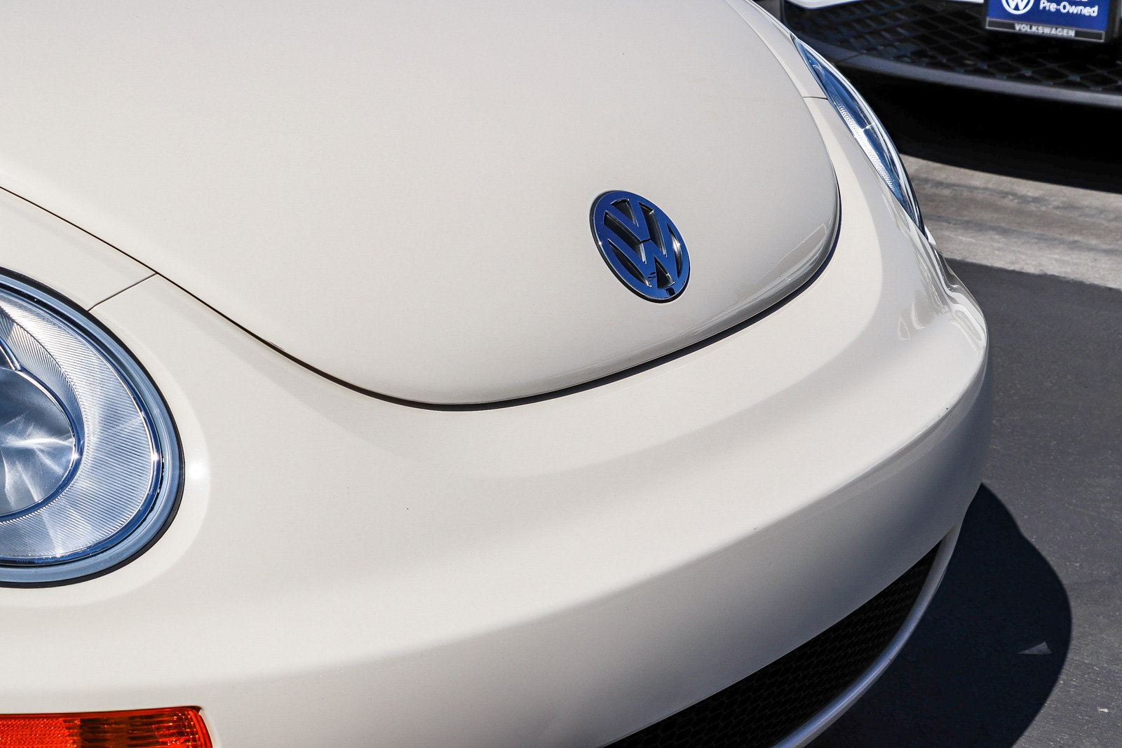 Used 2008 Volkswagen Beetle S FWD image 5