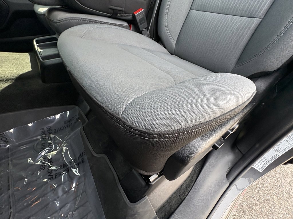 Used 2022 RAM 1500 Big Horn image 35