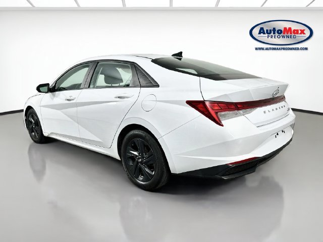Used 2022 Hyundai Elantra Blue FWD image 5