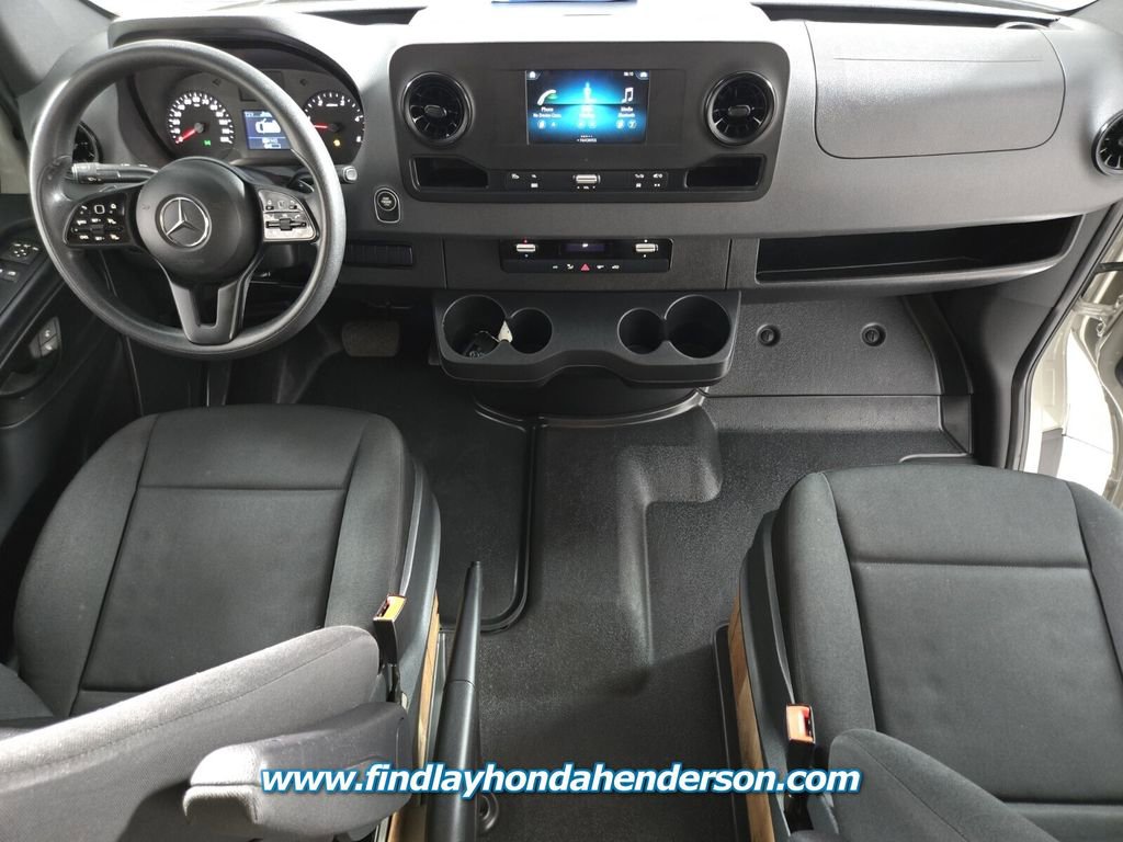 Used 2020 Mercedes-Benz Sprinter 144 Cargo image 25