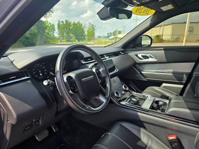 Used 2020 Land Rover Range Rover Velar R-Dynamic S AWD/4WD image 11