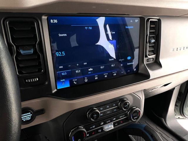 Used 2023 Ford Bronco Wildtrak AWD/4WD image 3