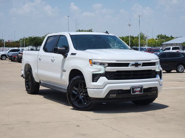 Used 2024 Chevrolet Silverado 1500 RST w/ Convenience Package II AWD/4WD image 2