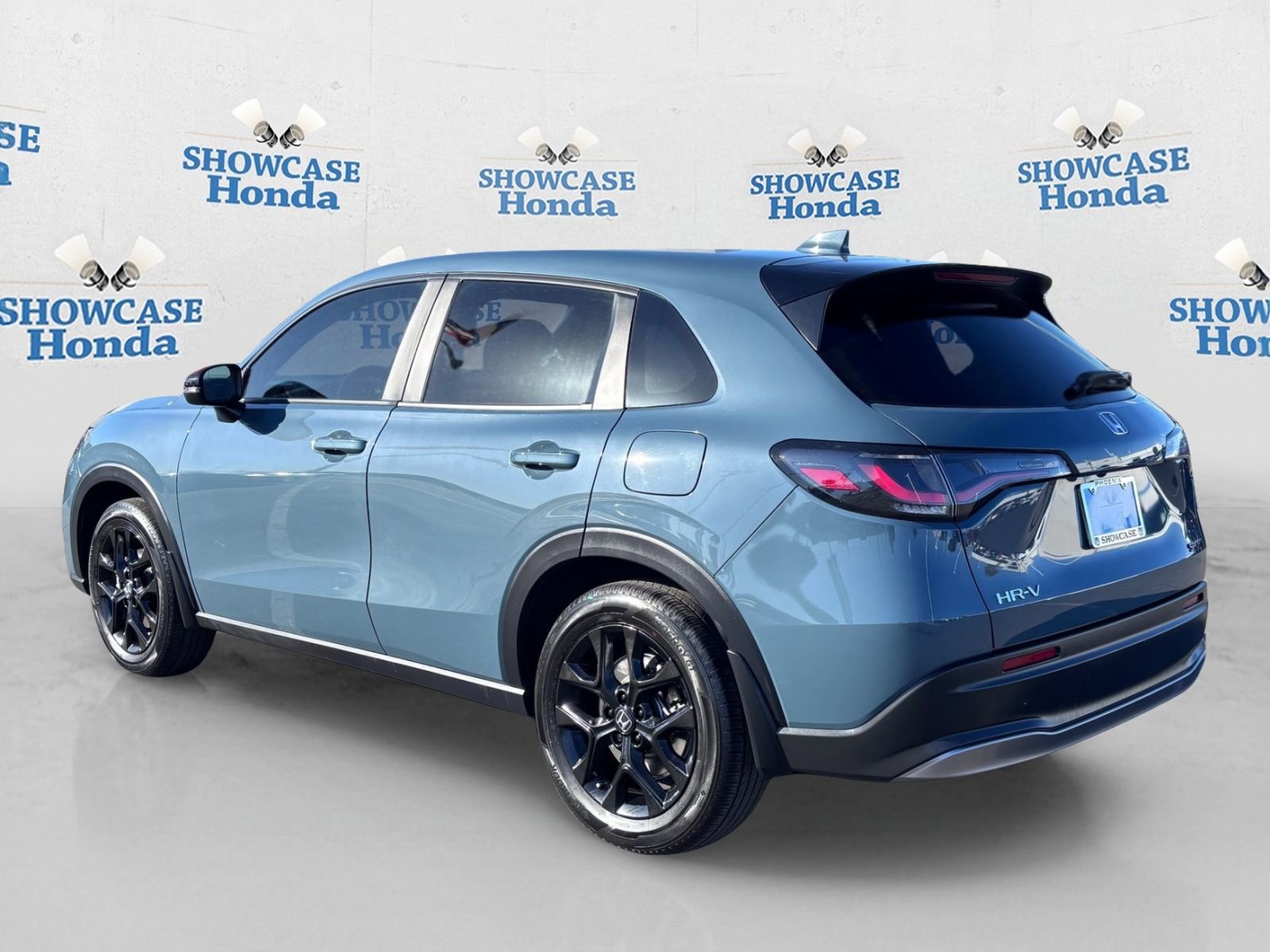 Certified 2025 Honda HR-V Sport image 5
