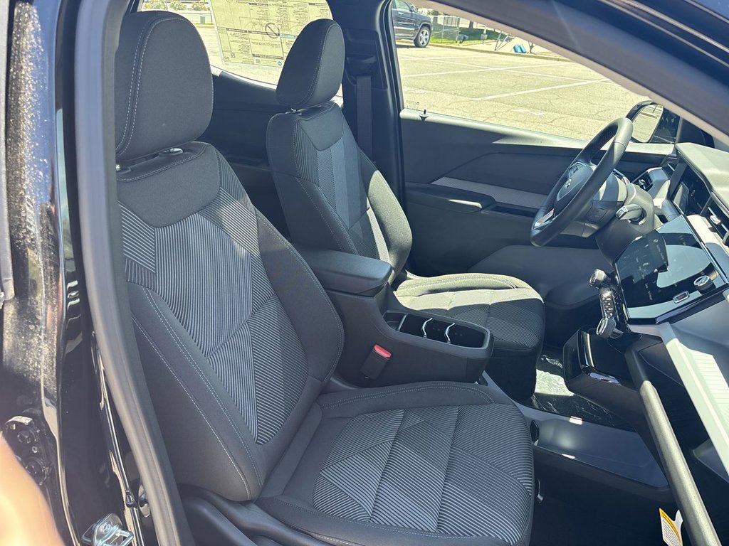 New 2027 Chevrolet Bolt LT w/ Comfort Package FWD image 28
