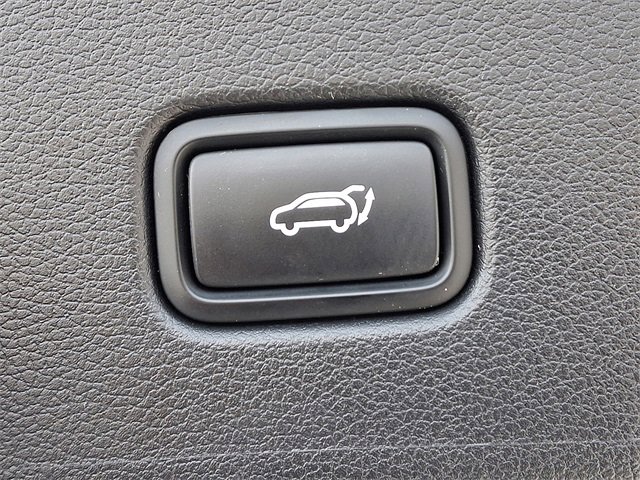 Used 2023 Hyundai Palisade Limited image 30