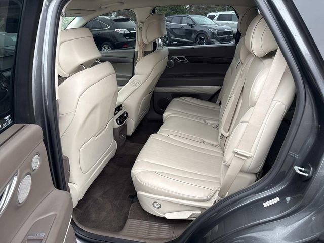 Used 2023 Genesis GV80 2.5T w/ Prestige Package image 17