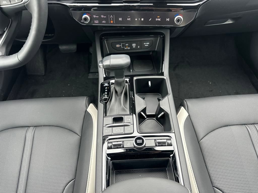 New 2025 Kia K5 GT-Line w/ GT-Line Premium Package image 27