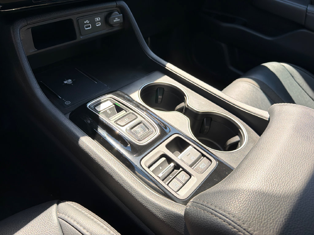 Used 2025 Honda Pilot EX-L image 30