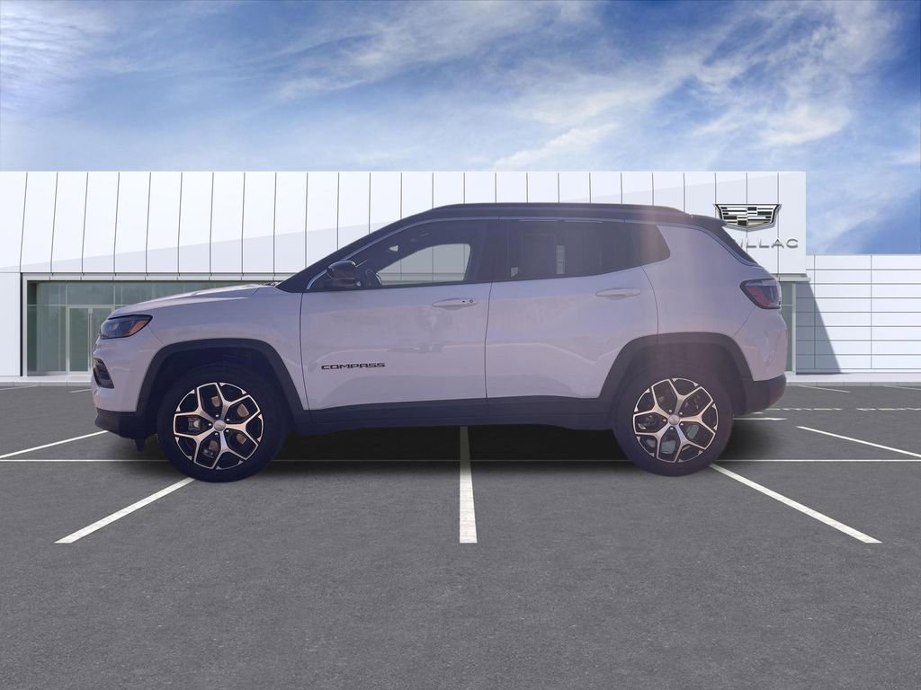 Used 2024 Jeep Compass Limited image 5
