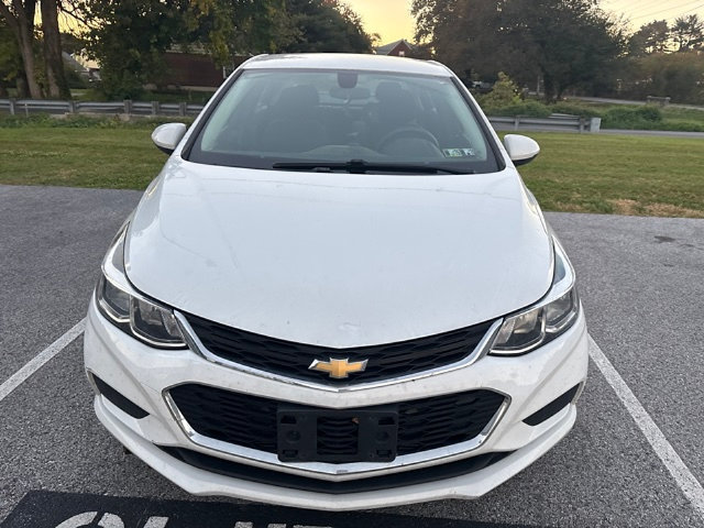 Used 2018 Chevrolet Cruze LS FWD image 3