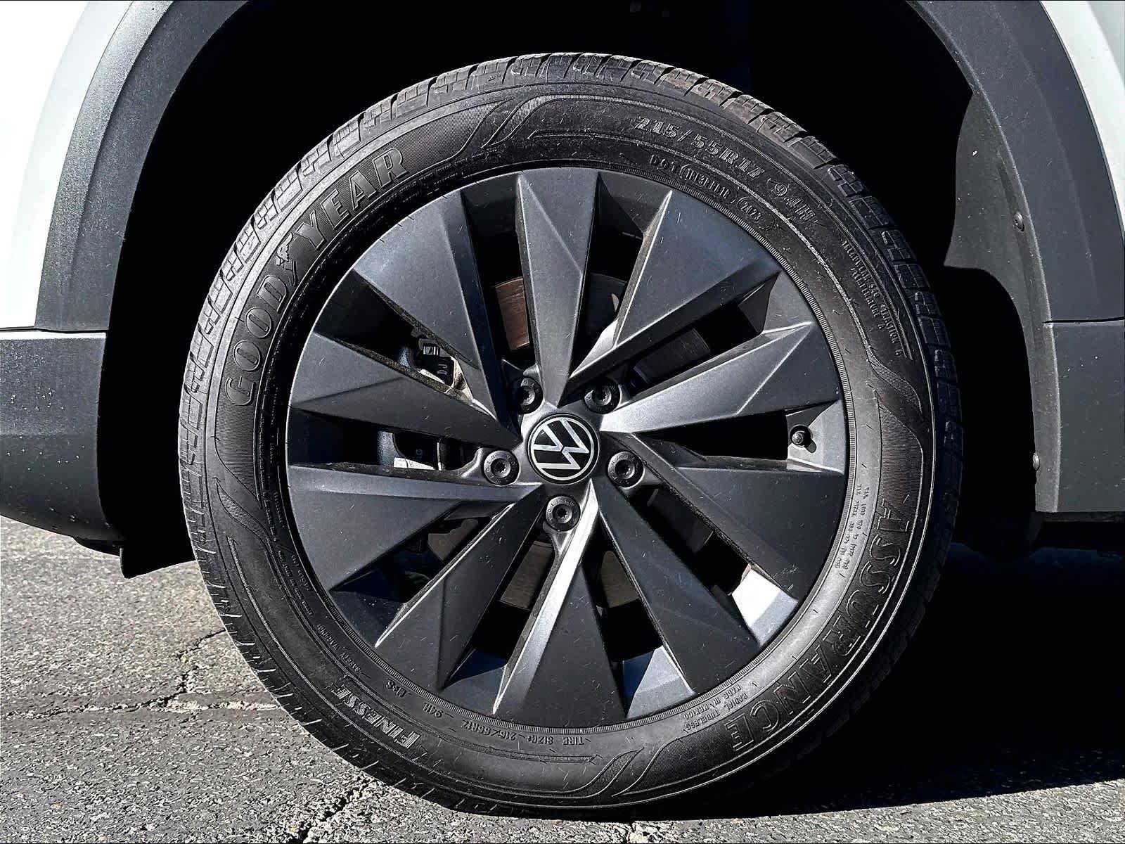 Used 2023 Volkswagen Taos S w/ Driver Assistance Package FWD image 12
