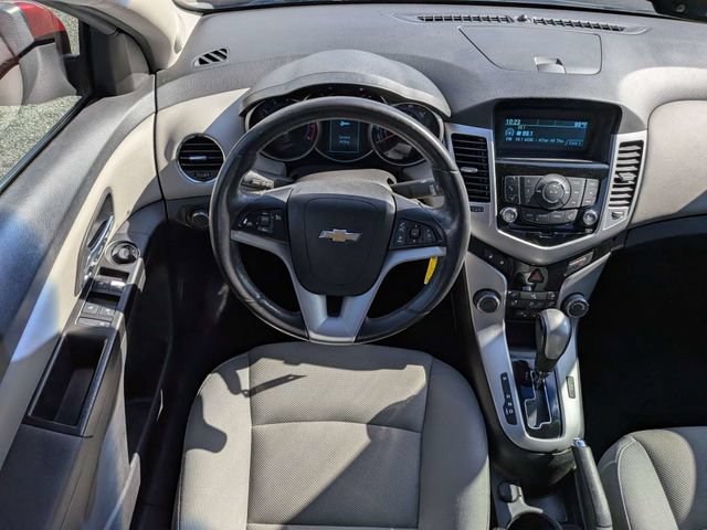 Used 2014 Chevrolet Cruze LT FWD image 14