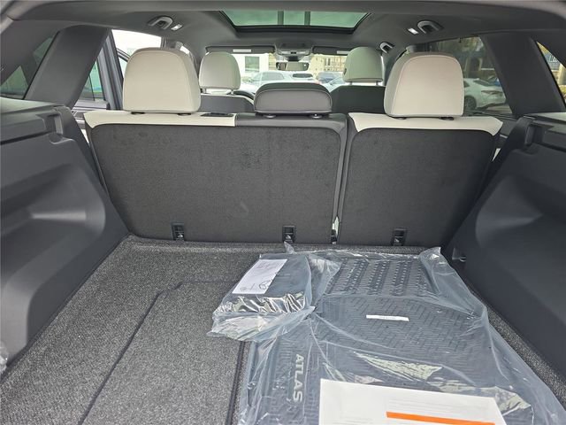 New 2026 Volkswagen Atlas Cross Sport SEL Premium R-Line image 28