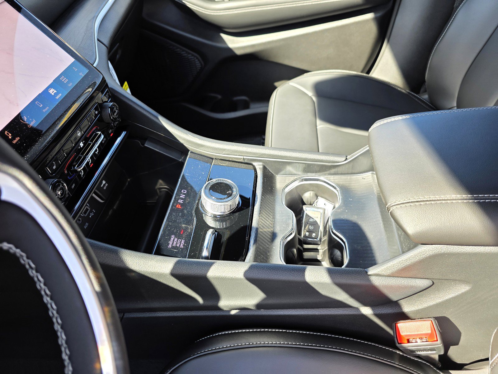 New 2025 Jeep Grand Cherokee Limited AWD/4WD image 10