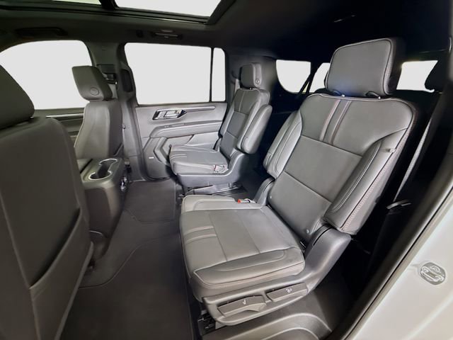 Used 2025 Chevrolet Suburban RST w/ RST Capability Package image 25