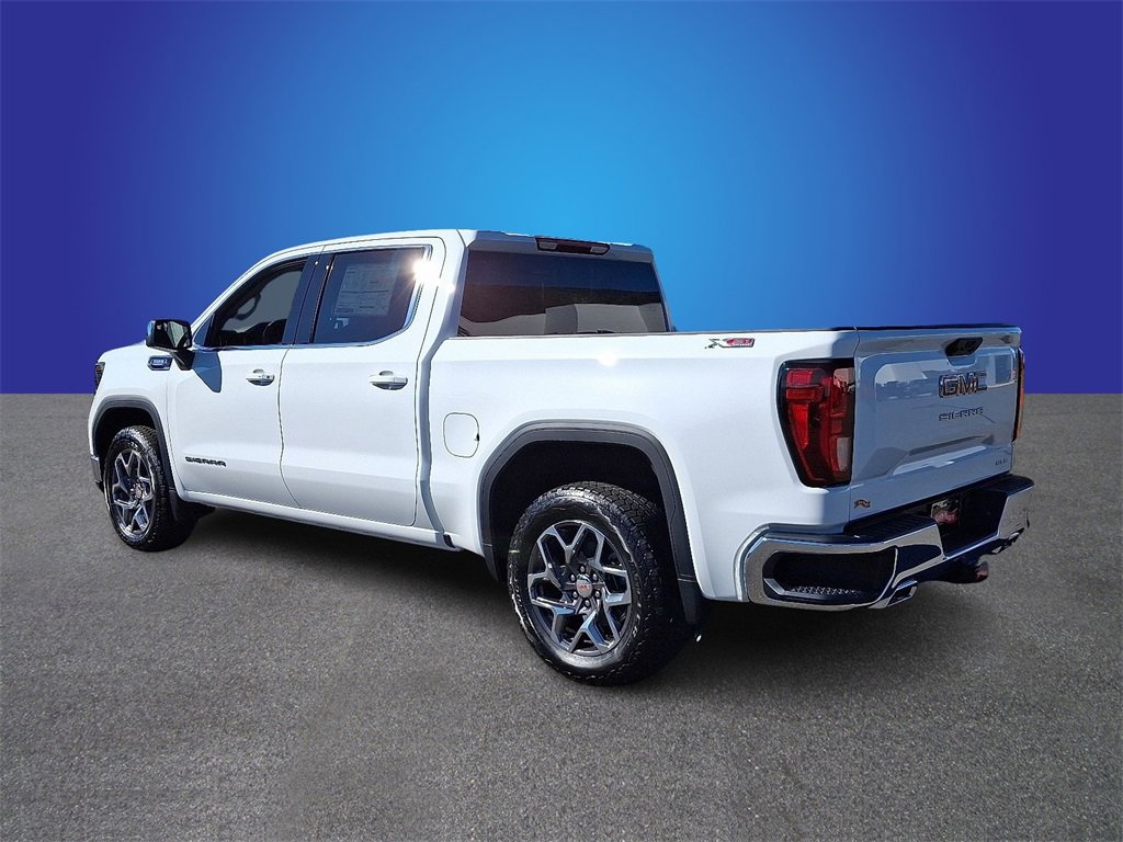 New 2026 GMC Sierra 1500 SLE image 4