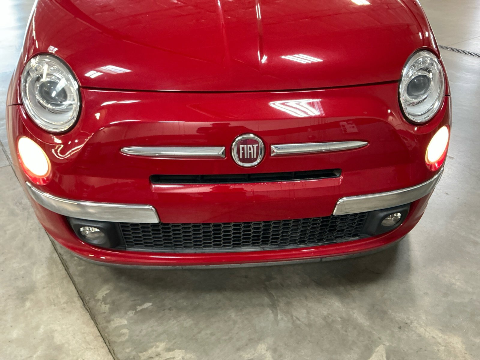 Used 2013 FIAT 500 Lounge image 23