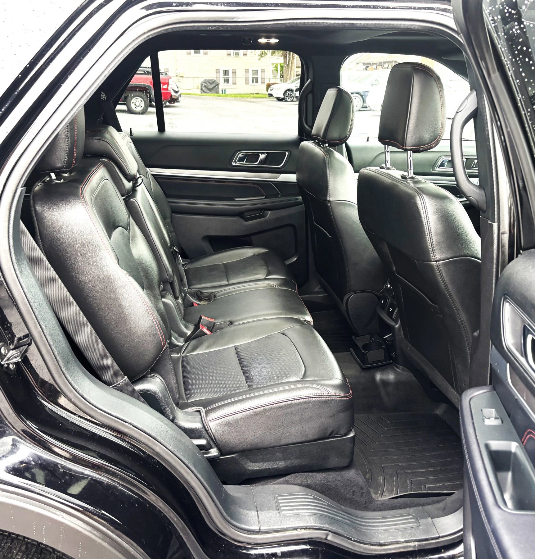 Used 2018 Ford Explorer Sport w/ Equipment Group 401A AWD/4WD image 9