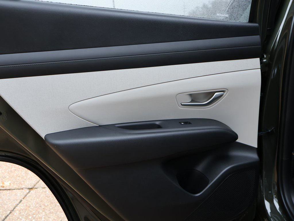 New 2026 Hyundai Tucson SEL image 18