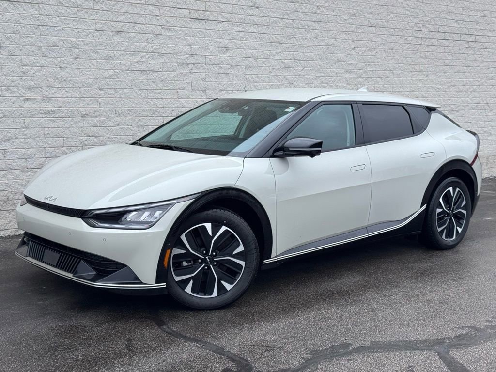 Used 2022 Kia EV6 Wind w/ Wind Technology Package AWD/4WD image 2
