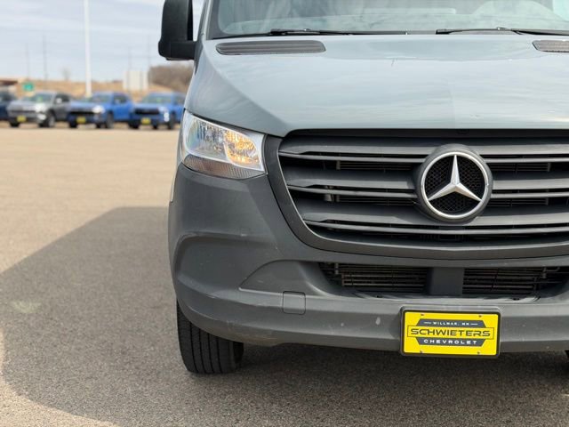 Used 2021 Mercedes-Benz Sprinter 1500 image 4